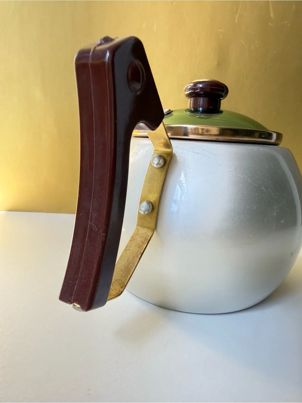 N/A elegant metal